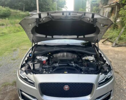 Ягуар Ф-Пейс 2017 у Києві на Automoto.ua Сірий Ягуар Ф-Пейс, об'ємом двигуна 3 л та пробігом 69 тис. км за 4900 $, фото 16 на Automoto.ua