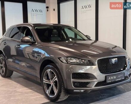 Серый Ягуар Ф-Пейс, объемом двигателя 3 л и пробегом 161 тыс. км за 27900 $, фото 9 на Automoto.ua