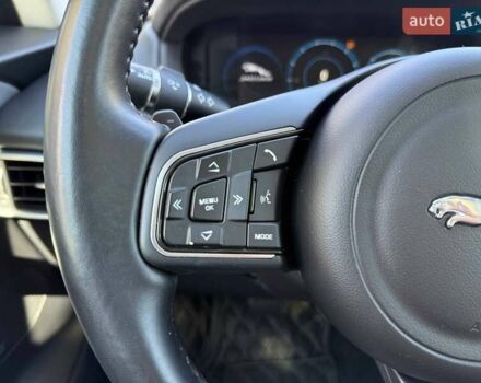 Ягуар Ф-Пейс 2017 у Києві на Automoto.ua Сірий Ягуар Ф-Пейс, об'ємом двигуна 2 л та пробігом 62 тис. км за 26990 $, фото 20 на Automoto.ua