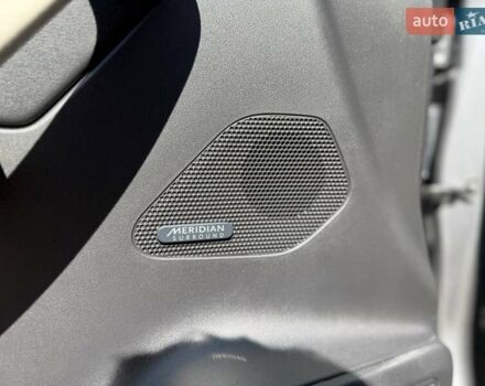Ягуар Ф-Пейс 2017 у Києві на Automoto.ua Сірий Ягуар Ф-Пейс, об'ємом двигуна 2 л та пробігом 62 тис. км за 26990 $, фото 17 на Automoto.ua