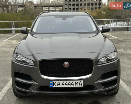 Сірий Ягуар Ф-Пейс, об'ємом двигуна 3 л та пробігом 108 тис. км за 19999 $, фото 1 на Automoto.ua
