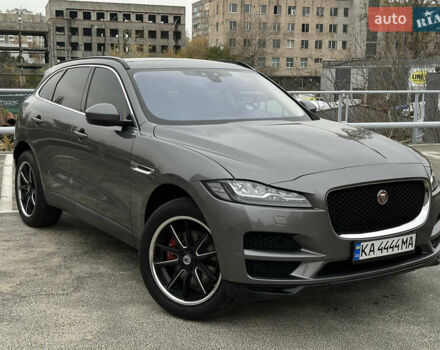 Сірий Ягуар Ф-Пейс, об'ємом двигуна 3 л та пробігом 108 тис. км за 19999 $, фото 12 на Automoto.ua