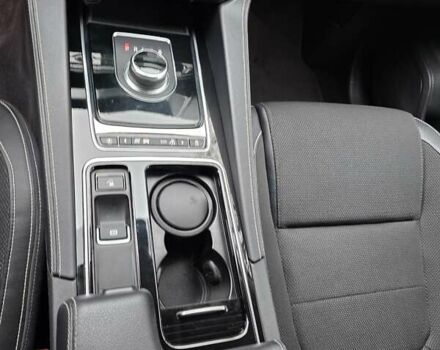 Серый Ягуар Ф-Пейс, объемом двигателя 2 л и пробегом 101 тыс. км за 25900 $, фото 29 на Automoto.ua