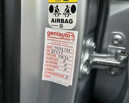 Серый Ягуар Ф-Пейс, объемом двигателя 2 л и пробегом 101 тыс. км за 25900 $, фото 18 на Automoto.ua