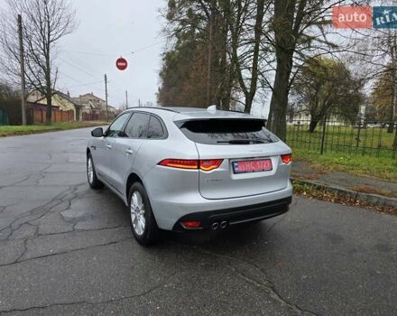 Серый Ягуар Ф-Пейс, объемом двигателя 2 л и пробегом 101 тыс. км за 25900 $, фото 9 на Automoto.ua