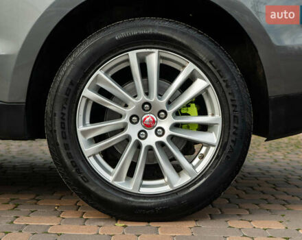 Сірий Ягуар Ф-Пейс, об'ємом двигуна 2 л та пробігом 58 тис. км за 27500 $, фото 21 на Automoto.ua