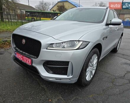 Серый Ягуар Ф-Пейс, объемом двигателя 2 л и пробегом 101 тыс. км за 25900 $, фото 2 на Automoto.ua