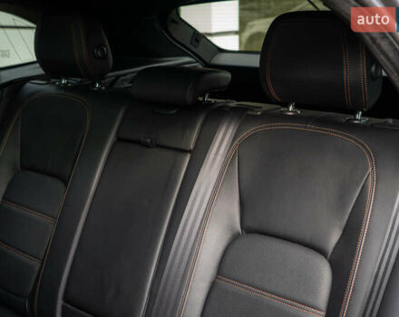 Сірий Ягуар Ф-Пейс, об'ємом двигуна 2 л та пробігом 58 тис. км за 27500 $, фото 51 на Automoto.ua