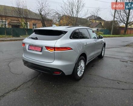 Серый Ягуар Ф-Пейс, объемом двигателя 2 л и пробегом 101 тыс. км за 25900 $, фото 10 на Automoto.ua