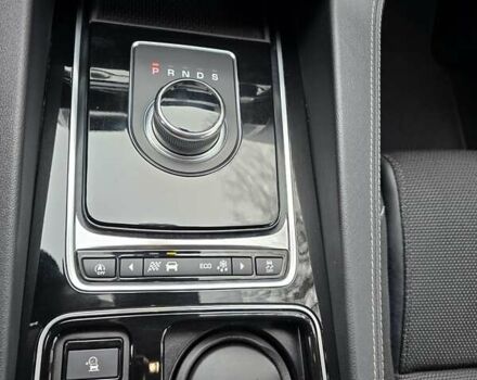 Серый Ягуар Ф-Пейс, объемом двигателя 2 л и пробегом 101 тыс. км за 25900 $, фото 32 на Automoto.ua