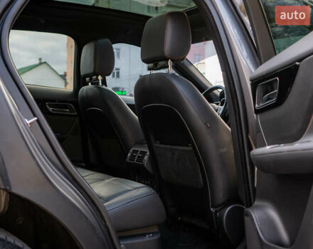 Сірий Ягуар Ф-Пейс, об'ємом двигуна 2 л та пробігом 58 тис. км за 27500 $, фото 59 на Automoto.ua