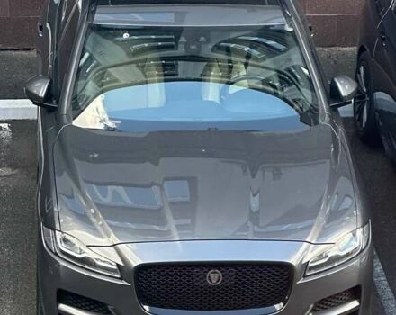 Серый Ягуар Ф-Пейс, объемом двигателя 2 л и пробегом 108 тыс. км за 31500 $, фото 22 на Automoto.ua