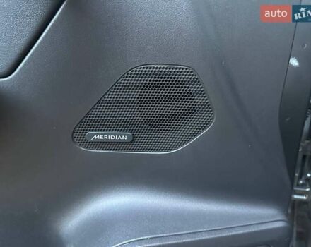 Серый Ягуар Ф-Пейс, объемом двигателя 2 л и пробегом 108 тыс. км за 31500 $, фото 17 на Automoto.ua