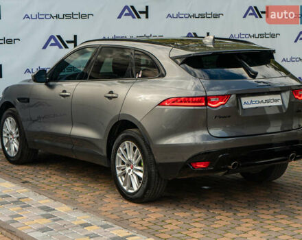 Сірий Ягуар Ф-Пейс, об'ємом двигуна 2 л та пробігом 58 тис. км за 27500 $, фото 13 на Automoto.ua