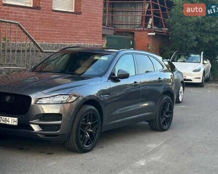 Серый Ягуар Ф-Пейс, объемом двигателя 2 л и пробегом 108 тыс. км за 31500 $, фото 25 на Automoto.ua