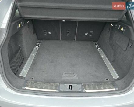 Серый Ягуар Ф-Пейс, объемом двигателя 2 л и пробегом 101 тыс. км за 25900 $, фото 41 на Automoto.ua