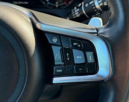 Сірий Ягуар Ф-Пейс, об'ємом двигуна 3 л та пробігом 45 тис. км за 5200 $, фото 9 на Automoto.ua