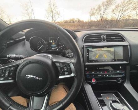 Сірий Ягуар Ф-Пейс, об'ємом двигуна 2 л та пробігом 43 тис. км за 5900 $, фото 11 на Automoto.ua