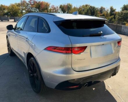 Сірий Ягуар Ф-Пейс, об'ємом двигуна 3 л та пробігом 31 тис. км за 23000 $, фото 4 на Automoto.ua