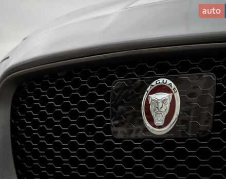 Сірий Ягуар Ф-Пейс, об'ємом двигуна 5 л та пробігом 28 тис. км за 55000 $, фото 11 на Automoto.ua