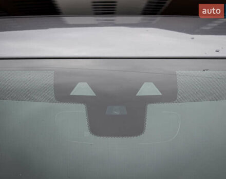 Сірий Ягуар Ф-Пейс, об'ємом двигуна 5 л та пробігом 28 тис. км за 55000 $, фото 5 на Automoto.ua