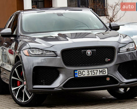 Сірий Ягуар Ф-Пейс, об'ємом двигуна 5 л та пробігом 28 тис. км за 55000 $, фото 1 на Automoto.ua
