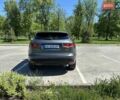 Серый Ягуар Ф-Пейс, объемом двигателя 2 л и пробегом 96 тыс. км за 32500 $, фото 1 на Automoto.ua