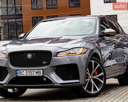 Сірий Ягуар Ф-Пейс, об'ємом двигуна 5 л та пробігом 28 тис. км за 55000 $, фото 18 на Automoto.ua