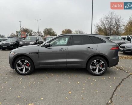 Серый Ягуар Ф-Пейс, объемом двигателя 2 л и пробегом 92 тыс. км за 28500 $, фото 7 на Automoto.ua