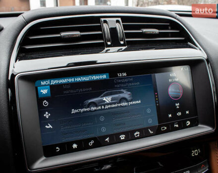 Сірий Ягуар Ф-Пейс, об'ємом двигуна 5 л та пробігом 28 тис. км за 55000 $, фото 96 на Automoto.ua