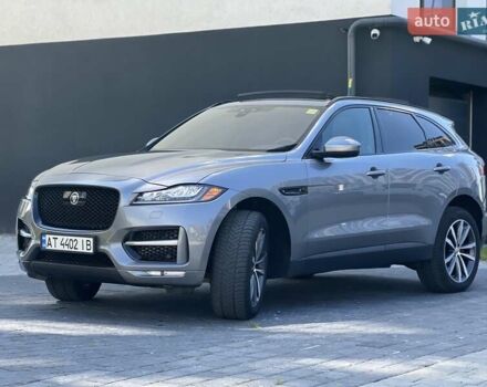 Сірий Ягуар Ф-Пейс, об'ємом двигуна 2 л та пробігом 41 тис. км за 25900 $, фото 2 на Automoto.ua