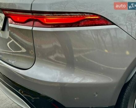 Серый Ягуар Ф-Пейс, объемом двигателя 2 л и пробегом 65 тыс. км за 35900 $, фото 12 на Automoto.ua