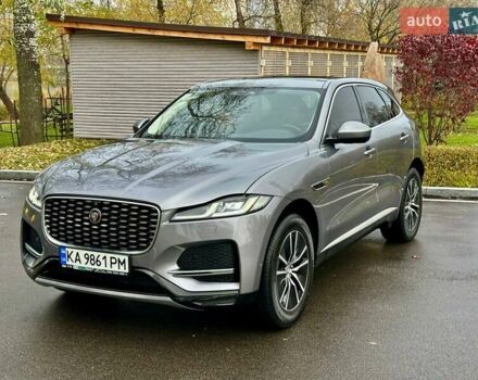 Серый Ягуар Ф-Пейс, объемом двигателя 2 л и пробегом 65 тыс. км за 35900 $, фото 7 на Automoto.ua