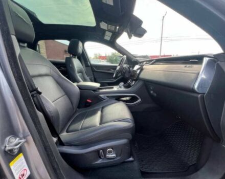 Серый Ягуар Ф-Пейс, объемом двигателя 2 л и пробегом 30 тыс. км за 13000 $, фото 9 на Automoto.ua