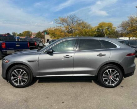 Серый Ягуар Ф-Пейс, объемом двигателя 2 л и пробегом 30 тыс. км за 13000 $, фото 4 на Automoto.ua