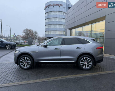 Серый Ягуар Ф-Пейс, объемом двигателя 2 л и пробегом 108 тыс. км за 43900 $, фото 7 на Automoto.ua