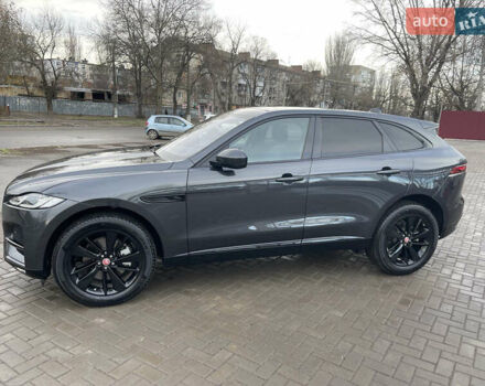 Сірий Ягуар Ф-Пейс, об'ємом двигуна 2 л та пробігом 16 тис. км за 40300 $, фото 1 на Automoto.ua