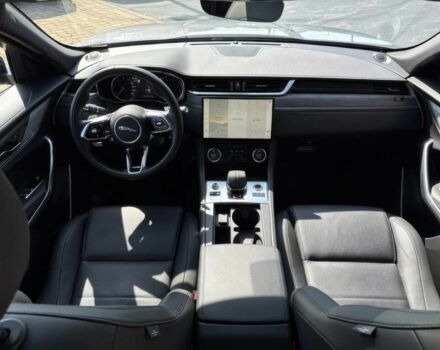 Сірий Ягуар Ф-Пейс, об'ємом двигуна 2 л та пробігом 28 тис. км за 13000 $, фото 5 на Automoto.ua