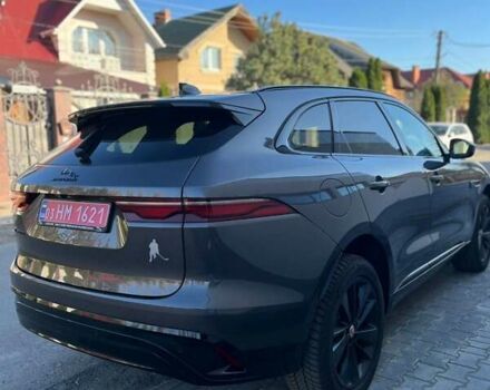 Серый Ягуар Ф-Пейс, объемом двигателя 2 л и пробегом 80 тыс. км за 59000 $, фото 5 на Automoto.ua