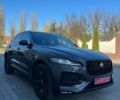 Серый Ягуар Ф-Пейс, объемом двигателя 2 л и пробегом 80 тыс. км за 59000 $, фото 2 на Automoto.ua