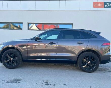 Серый Ягуар Ф-Пейс, объемом двигателя 2 л и пробегом 80 тыс. км за 59000 $, фото 9 на Automoto.ua