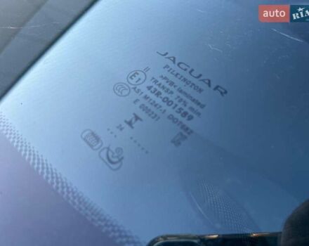 Серый Ягуар Ф-Пейс, объемом двигателя 2 л и пробегом 80 тыс. км за 59000 $, фото 13 на Automoto.ua