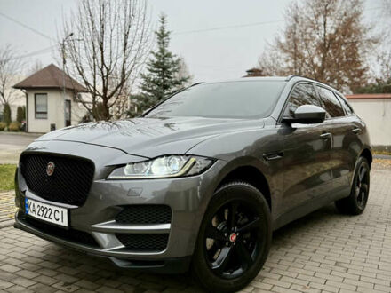 Серый Ягуар Ф-Пейс, объемом двигателя 3 л и пробегом 100 тыс. км за 23500 $, фото 1 на Automoto.ua