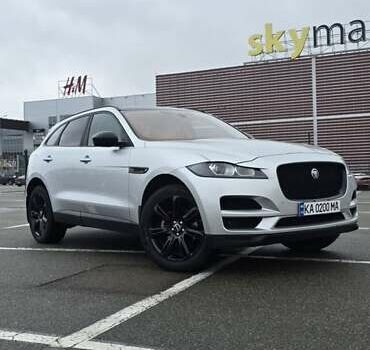 Сірий Ягуар Ф-Пейс, об'ємом двигуна 2 л та пробігом 118 тис. км за 22500 $, фото 1 на Automoto.ua