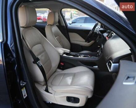 Синій Ягуар Ф-Пейс, об'ємом двигуна 2 л та пробігом 179 тис. км за 22800 $, фото 11 на Automoto.ua