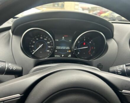 Синий Ягуар Ф-Пейс, объемом двигателя 2 л и пробегом 95 тыс. км за 20500 $, фото 7 на Automoto.ua