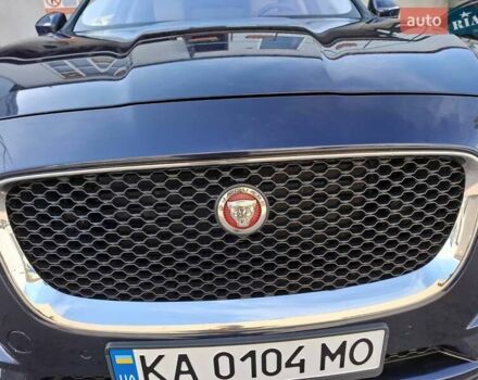 Синий Ягуар Ф-Пейс, объемом двигателя 2 л и пробегом 167 тыс. км за 21000 $, фото 3 на Automoto.ua