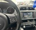 Синий Ягуар Ф-Пейс, объемом двигателя 2 л и пробегом 95 тыс. км за 20500 $, фото 6 на Automoto.ua