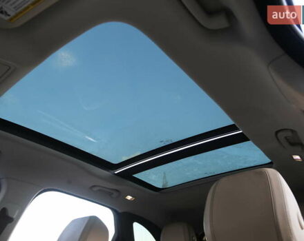 Синій Ягуар Ф-Пейс, об'ємом двигуна 2 л та пробігом 179 тис. км за 22800 $, фото 27 на Automoto.ua