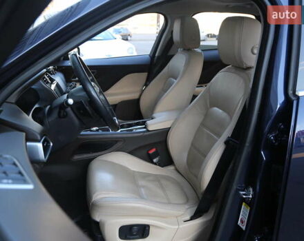 Синій Ягуар Ф-Пейс, об'ємом двигуна 2 л та пробігом 179 тис. км за 22800 $, фото 8 на Automoto.ua